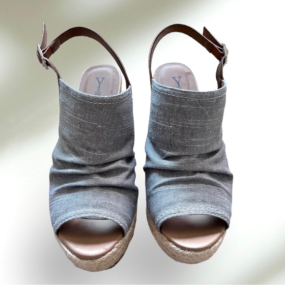 Espadrille wedges with peep toe size 10 - Picture 3 of 8